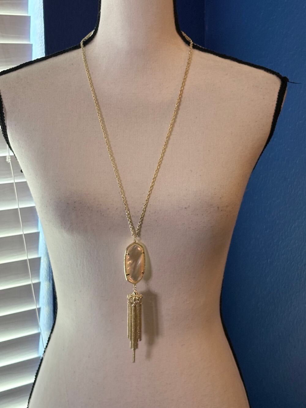 Kendra Scott Rayne Tassel Necklace • Gold Tone + Mother of Pearl • EUC